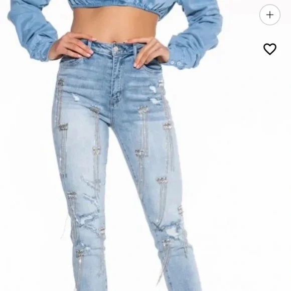 AKIRA Blue Straight Leg Distressed Jeans - Picture 1 of 12